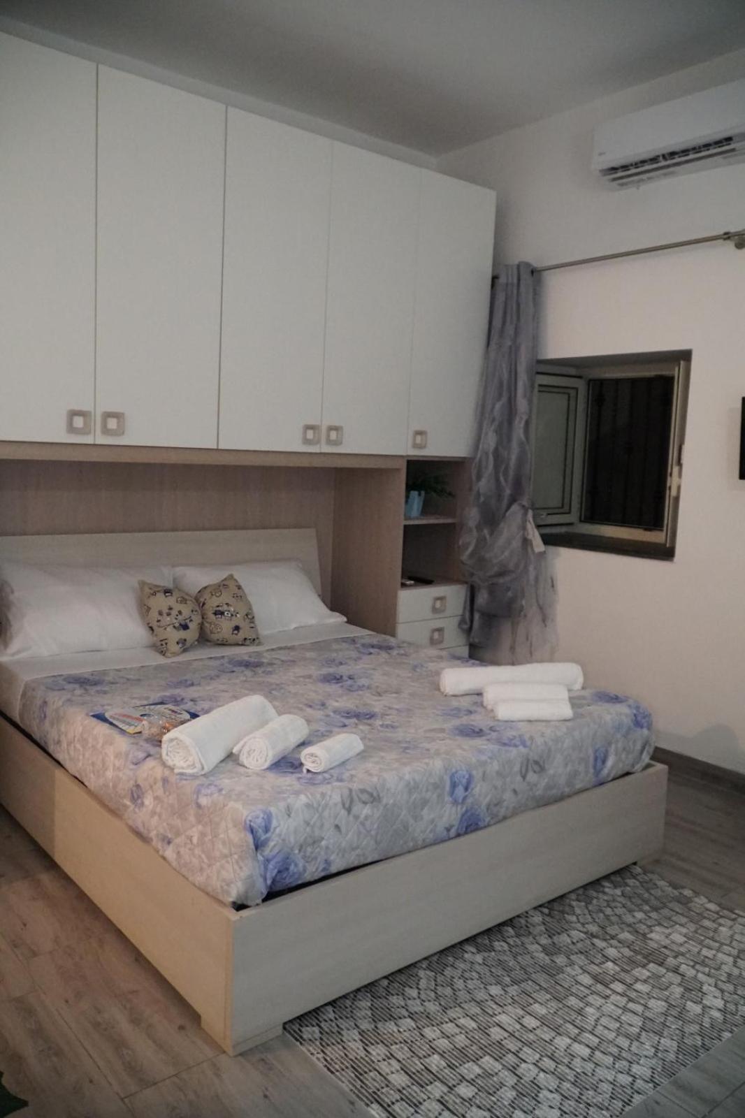 B&B Porta Garibaldi Catania Room photo